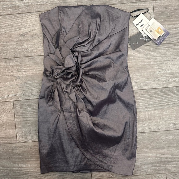 Jessica McClintock Dresses & Skirts - Jessica McClintock Women's strapless flower cocktail 80’s inspired dress size 8